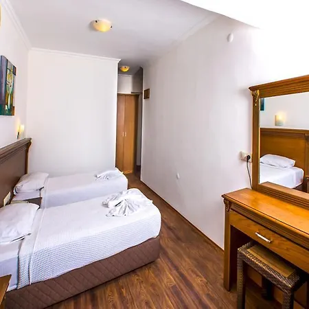 Honeymoon Hotel 3*