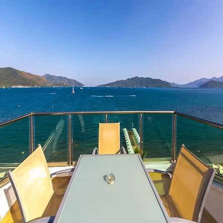 Hotell Honeymoon 3*