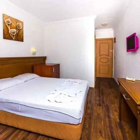 Honeymoon Hotell