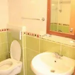 Hotel Honeymoon