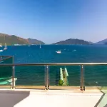 Hotel Honeymoon