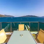 Honeymoon Hotel