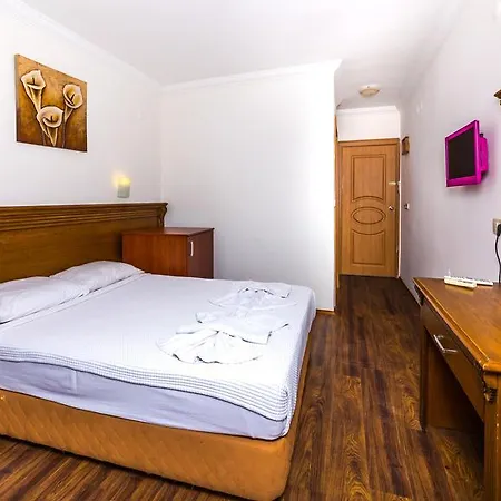 Honeymoon 3* マルマリス