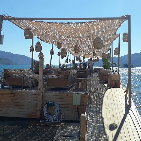 Honeymoon 3* マルマリス