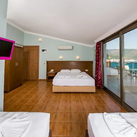 ホテル Honeymoon 3*