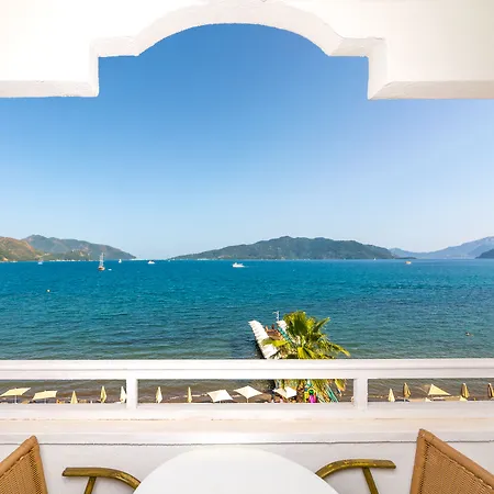 Honeymoon マルマリス