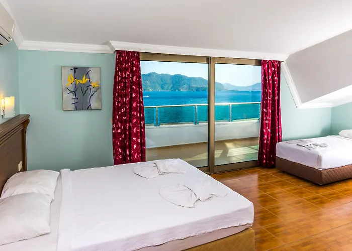 Hotel Honeymoon